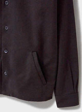 The Neem Chocolate Recycled Twill Men's Suit. Heavy-going durbale suit developed in Italian twill with 60% Recycled Cotton and 40% Organic Cotton. Side slide pockets on the jacket and button fastening on the trousers.